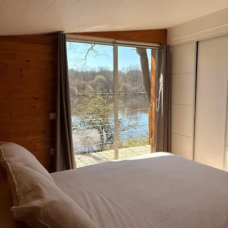 Au Bord D'un Etang Prive, Et Son Sauna 3* Loubeyrat